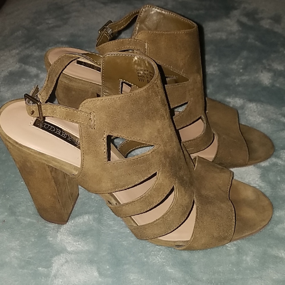 Dark Audrey Brooke Green Sandals/bootie